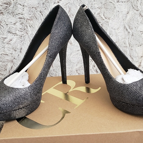 ⛔️Gone to Goodwill!⛔️ NWT CR Heels - Picture 3 of 5